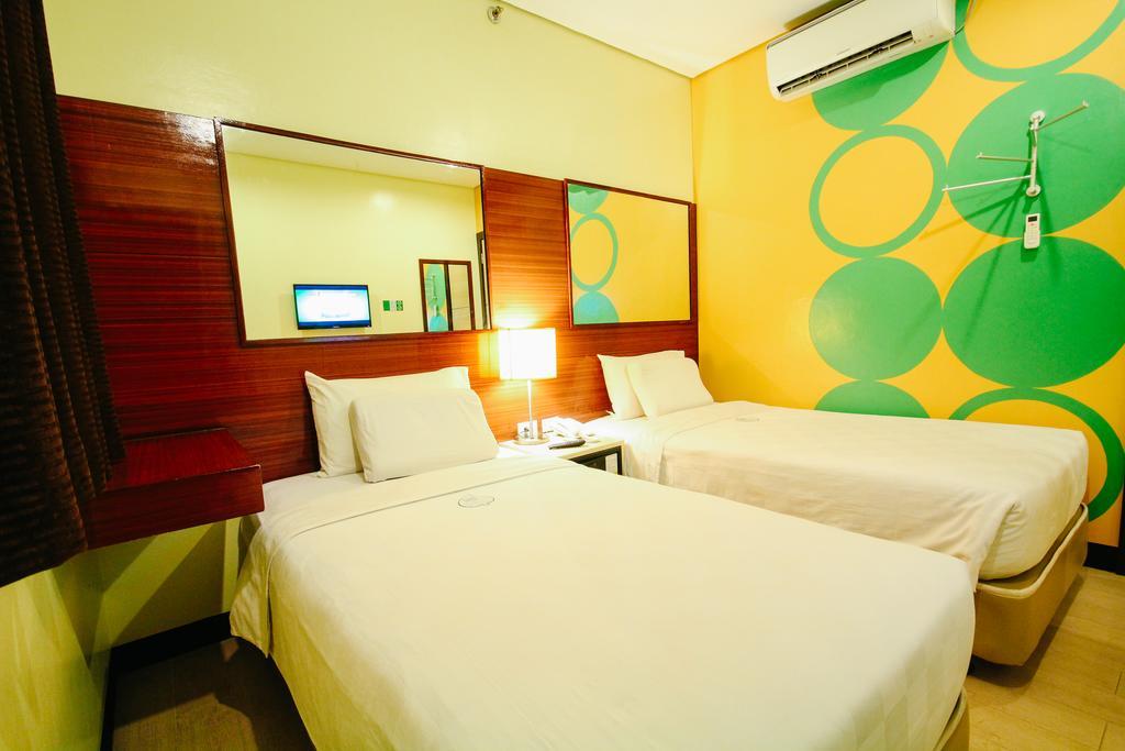 Go Hotels Tacloban Exterior photo